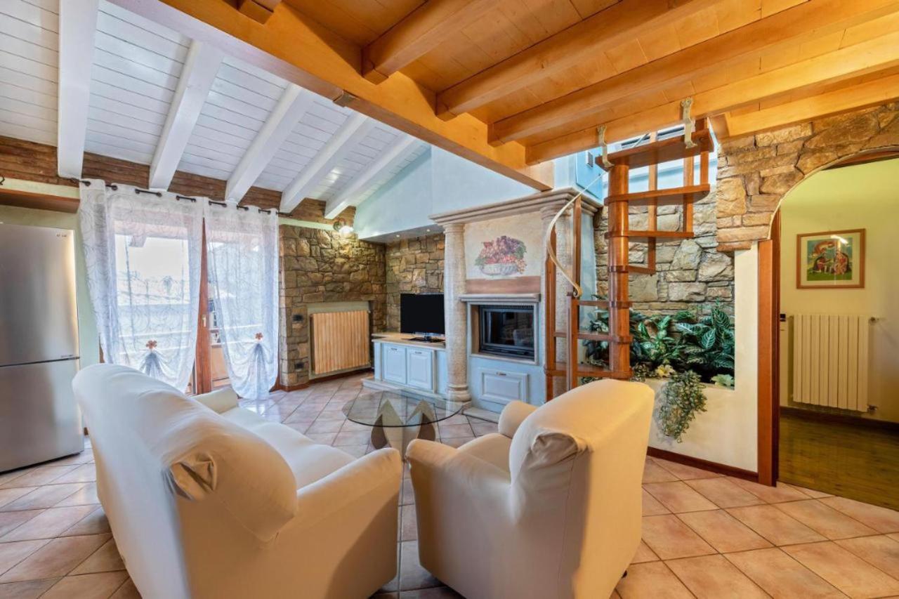 Casa Vacanze Baccolo Polpenazze del Garda Buitenkant foto